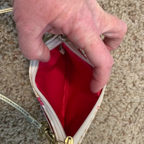 NWOT Coach Wristlet - Picture 3 of 4